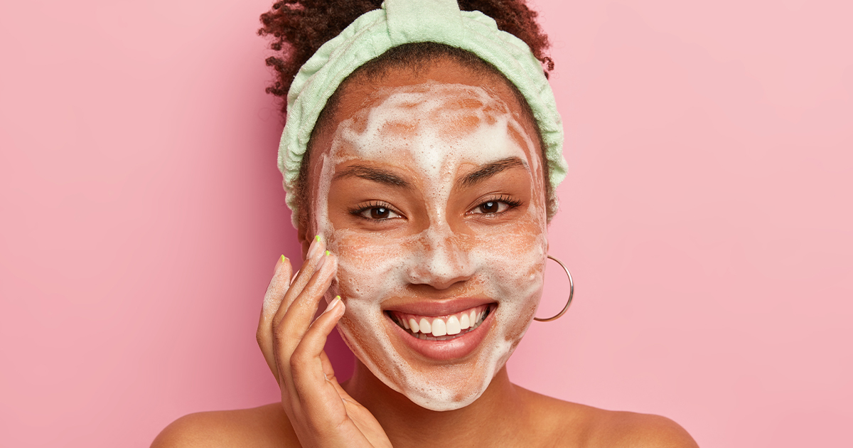 Doble limpieza facial según nuestro tipo de piel y sus beneficios